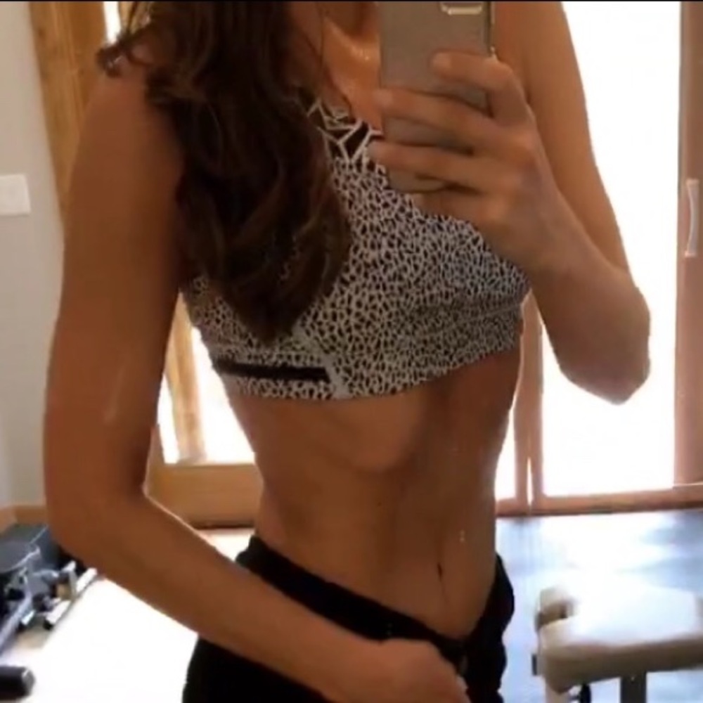 Detailed print Lululemon sports bra